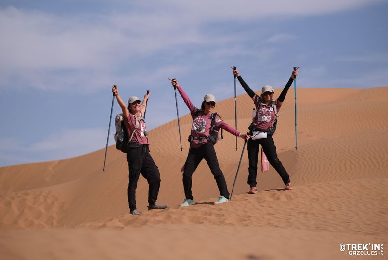 women in the desert